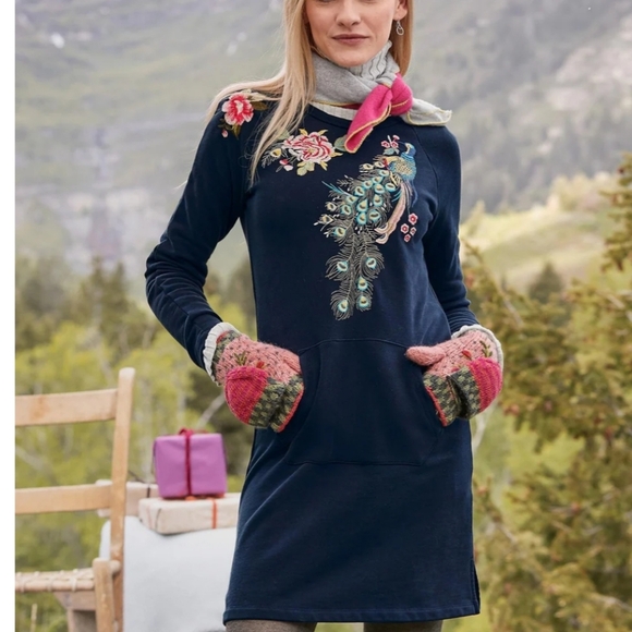 Driftwood Layla Embroidered Peacock Navy boho sweatshirt Dress M NWT - Picture 1 of 8